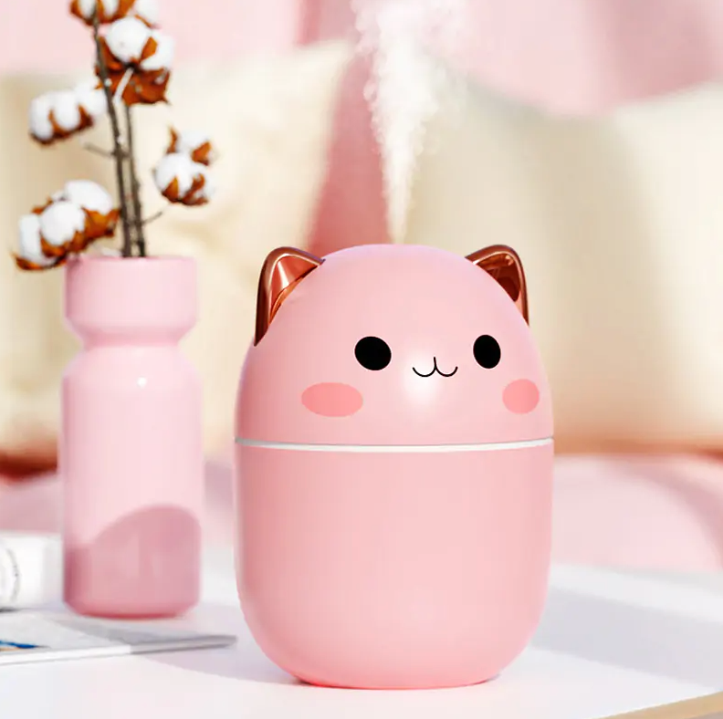Adorable 250ml Cute Cat Humidifier: Enhance Your Space with Comfort and Style!